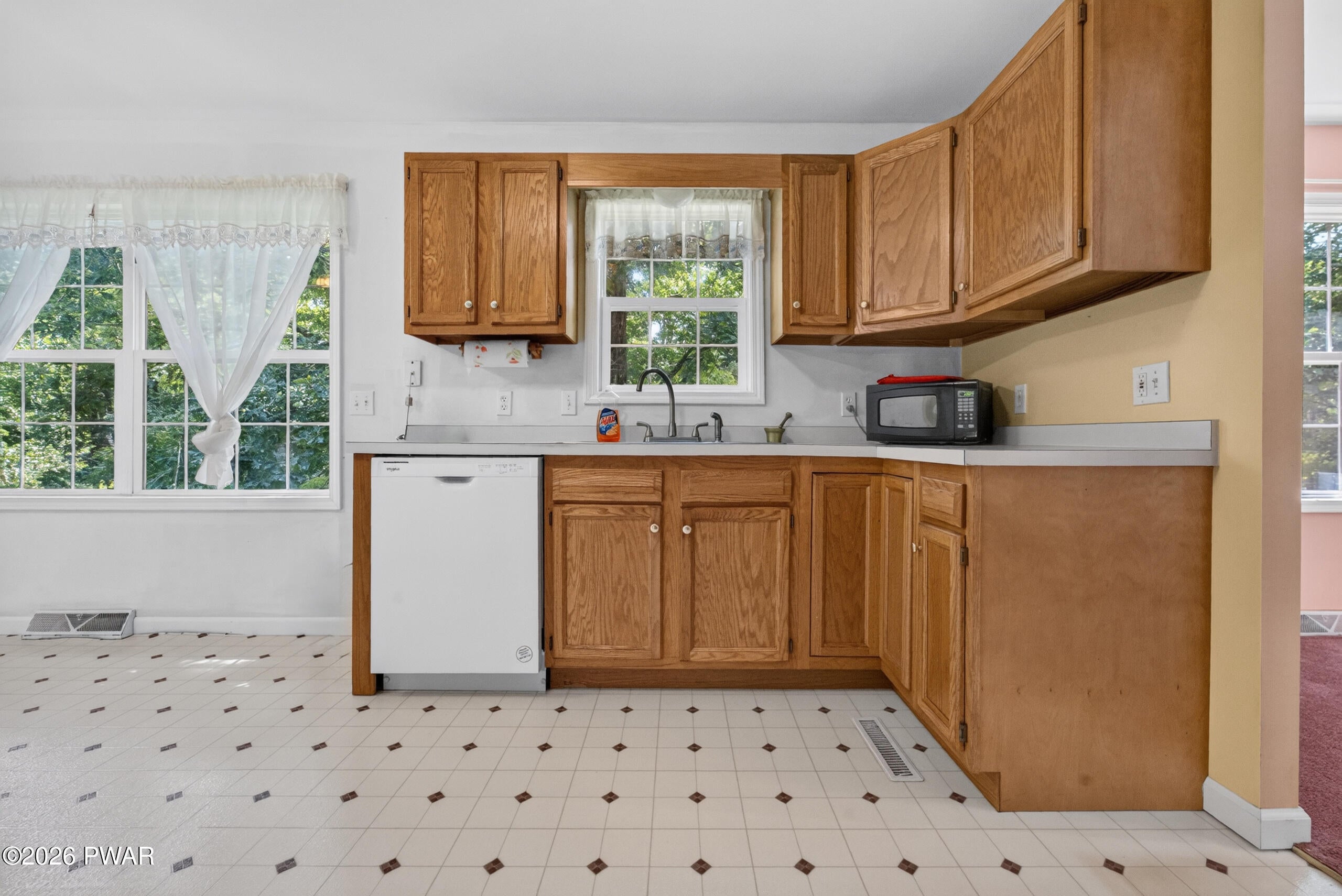 104 Water Wheel Road Milford, PA 18337 - Photo 18 of 42