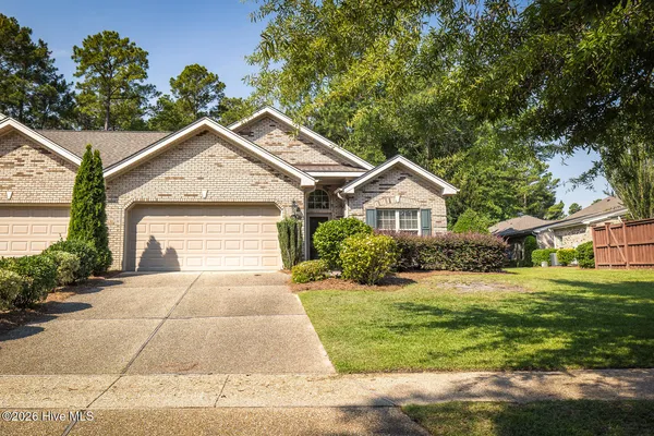 $399,500 | 4502 Regent Drive, Wilmington, NC 28412