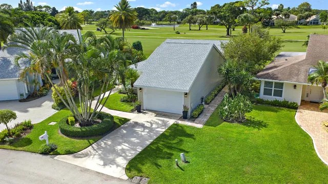 $725,000 | 6642 South Pine Court, Palm Beach Gardens, FL 33418