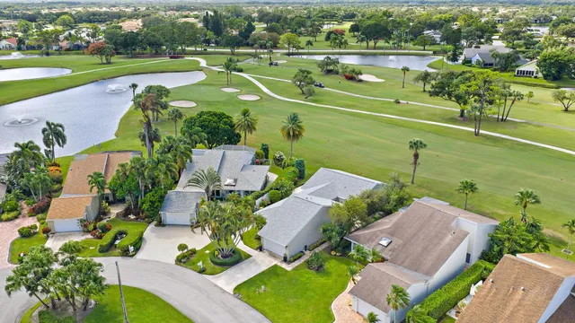 $725,000 | 6642 South Pine Court, Palm Beach Gardens, FL 33418