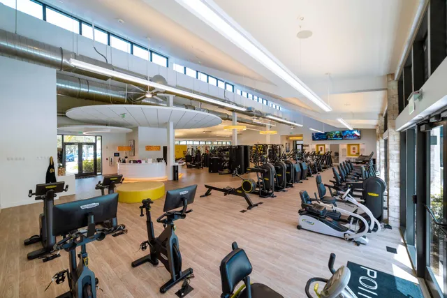 $725,000 | 6642 South Pine Court, Palm Beach Gardens, FL 33418