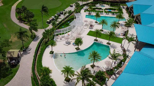 $725,000 | 6642 South Pine Court, Palm Beach Gardens, FL 33418