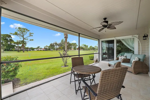 $725,000 | 6642 South Pine Court, Palm Beach Gardens, FL 33418