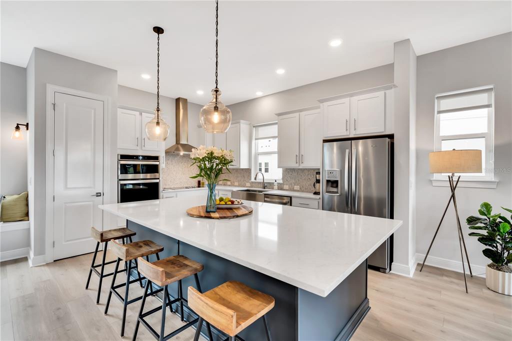 421 Gowdy Road Sarasota, FL 34237 - Photo 12 of 41