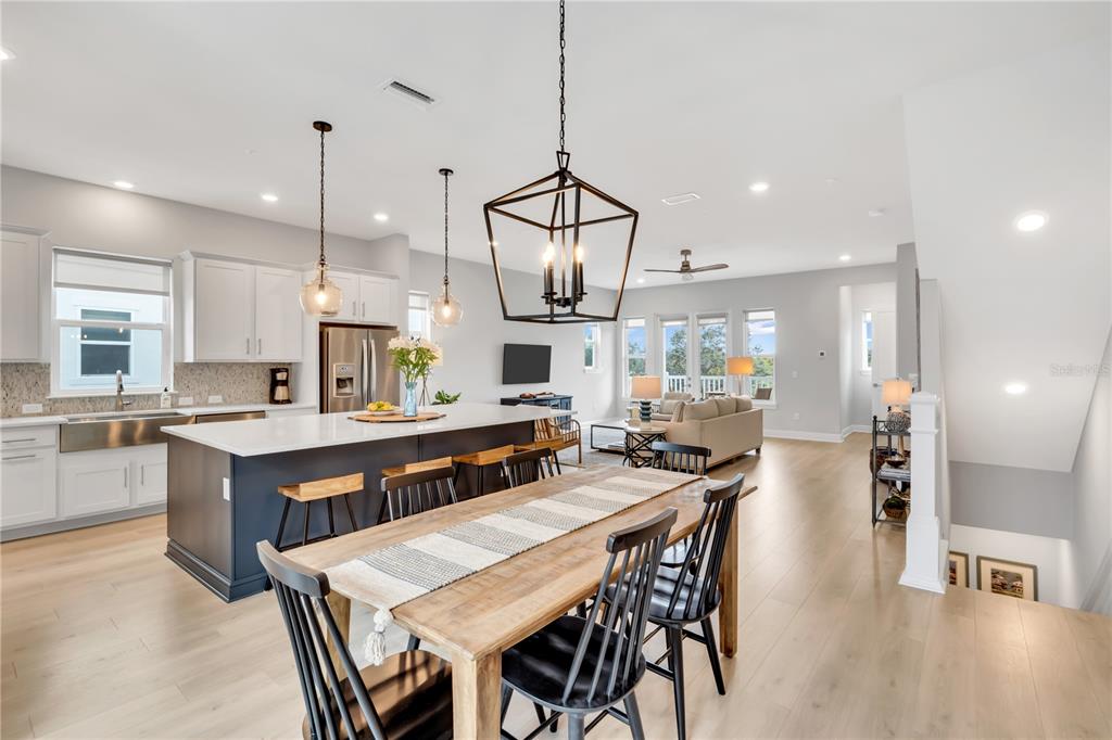 421 Gowdy Road Sarasota, FL 34237 - Photo 7 of 41