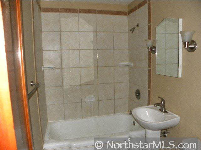 530 Curtis Street Baldwin, WI 54002 - Photo 7 of 9