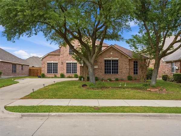$470,000 | 10002 River Bend Drive, Rowlett, TX 75089