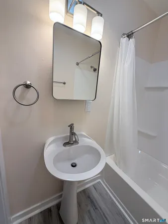 $2,500 | 78 York Street, Unit 1, West Haven, CT 06516