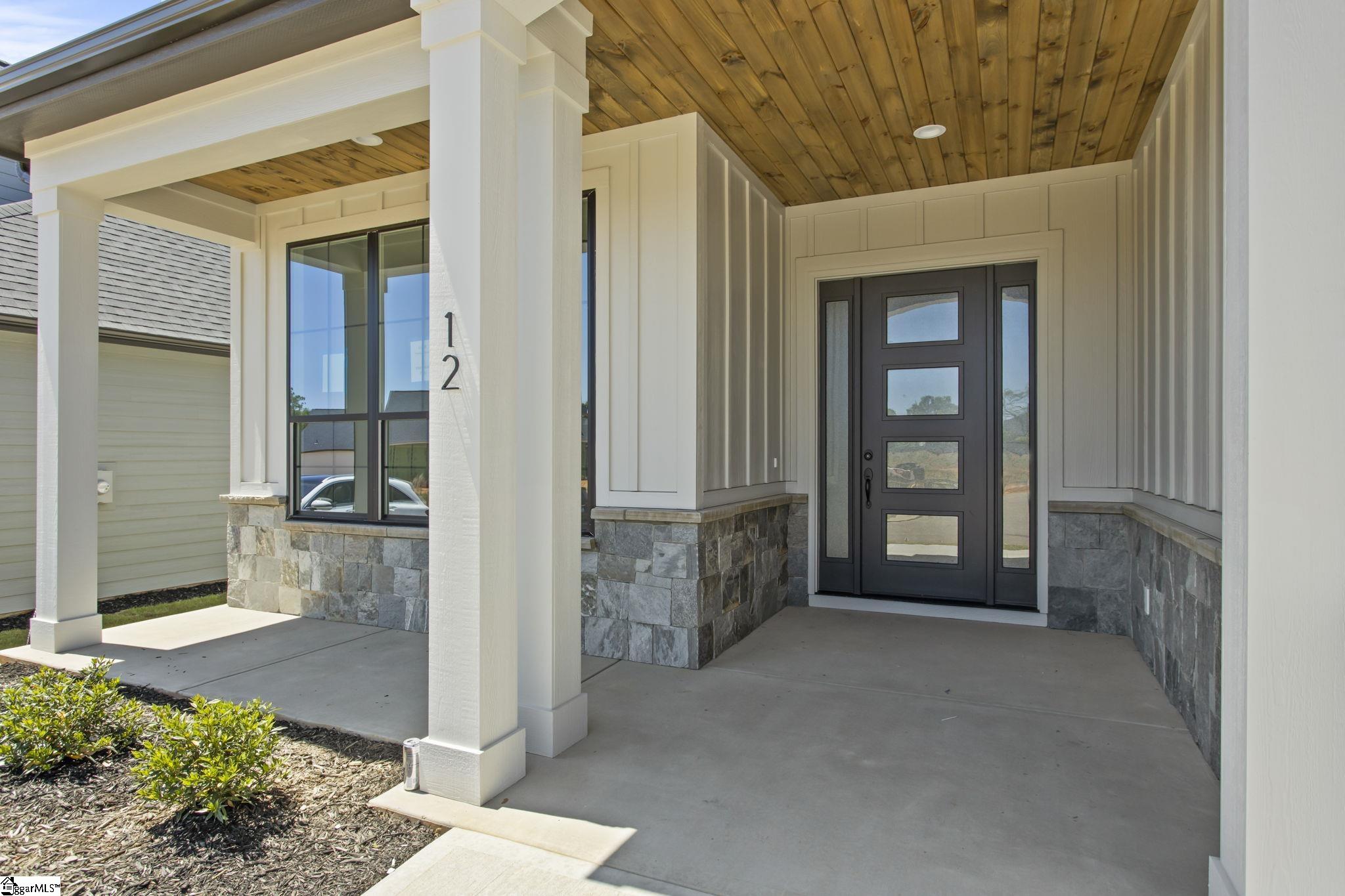 12 Waterville Way Simpsonville, SC 29681 - Photo 4 of 33 Gallery Image 4