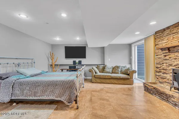 $2,500,000 | 607 Wildwood Road, Allenhurst, NJ 07711