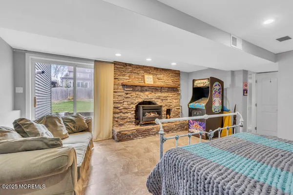 $2,500,000 | 607 Wildwood Road, Allenhurst, NJ 07711