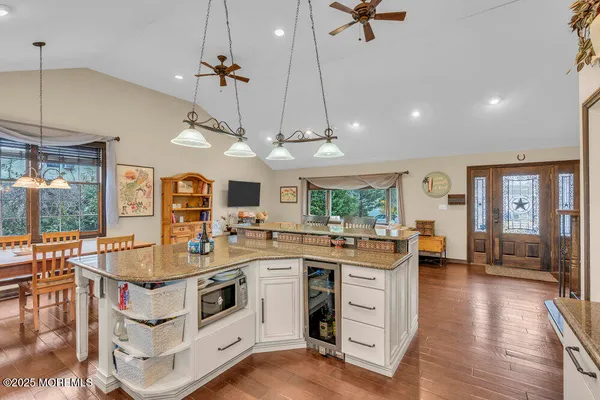 $2,500,000 | 607 Wildwood Road, Allenhurst, NJ 07711