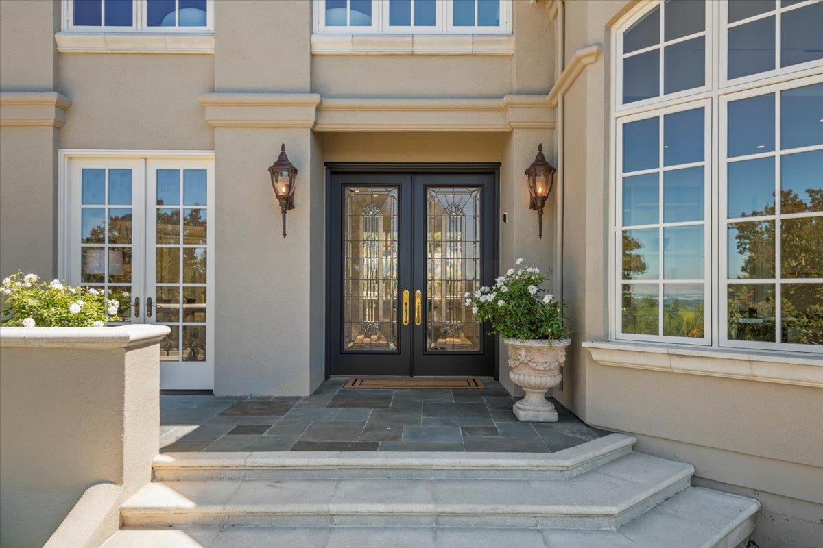 14113 Pike Road Saratoga, CA 95070 - Photo 13 of 74