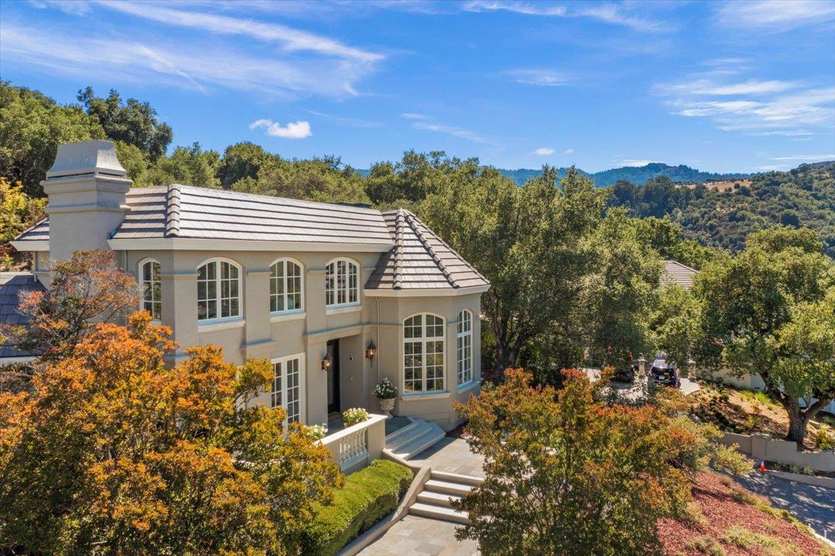 14113 Pike Road Saratoga, CA 95070 - Photo 8 of 74