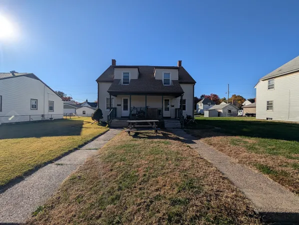 $115,000 | 222 South Elmwood Avenue, Davenport, IA 52802