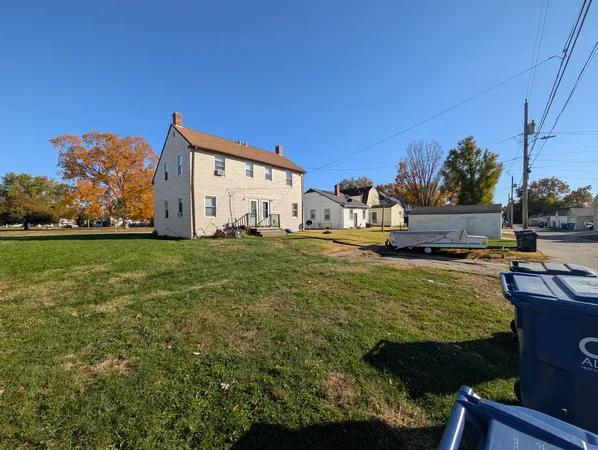 $115,000 | 222 South Elmwood Avenue, Davenport, IA 52802