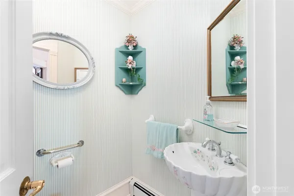 $1,495,000 | 303 7th Street, Anacortes, WA 98221