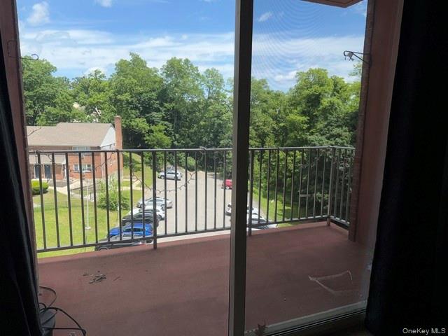 1 Lakeview Drive, Unit 40 Peekskill, NY 10566 - Photo 21 of 24 Beautiful views
