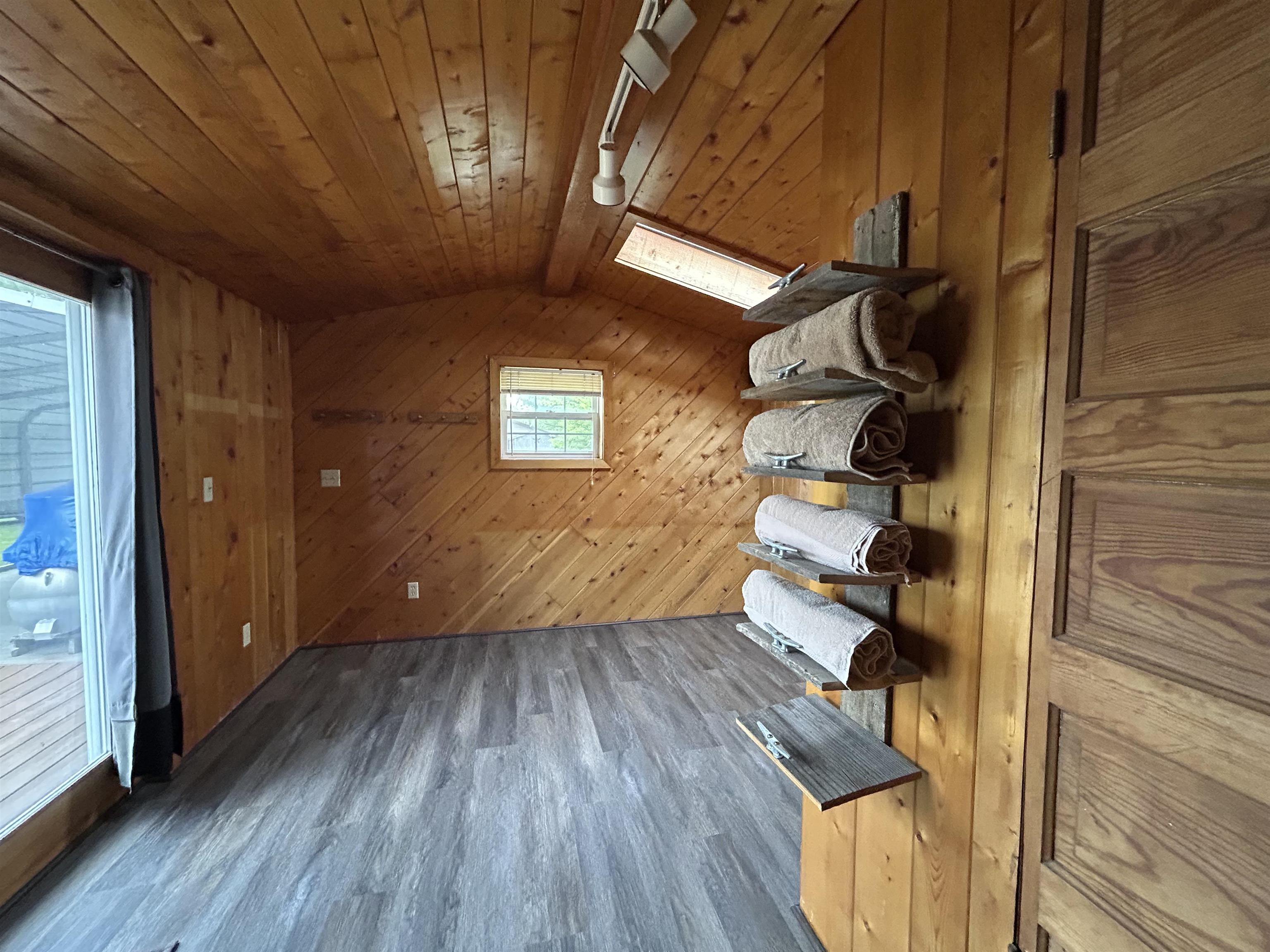 1750 West Pratt Lake Road Gladwin, MI 48624 - Photo 12 of 21