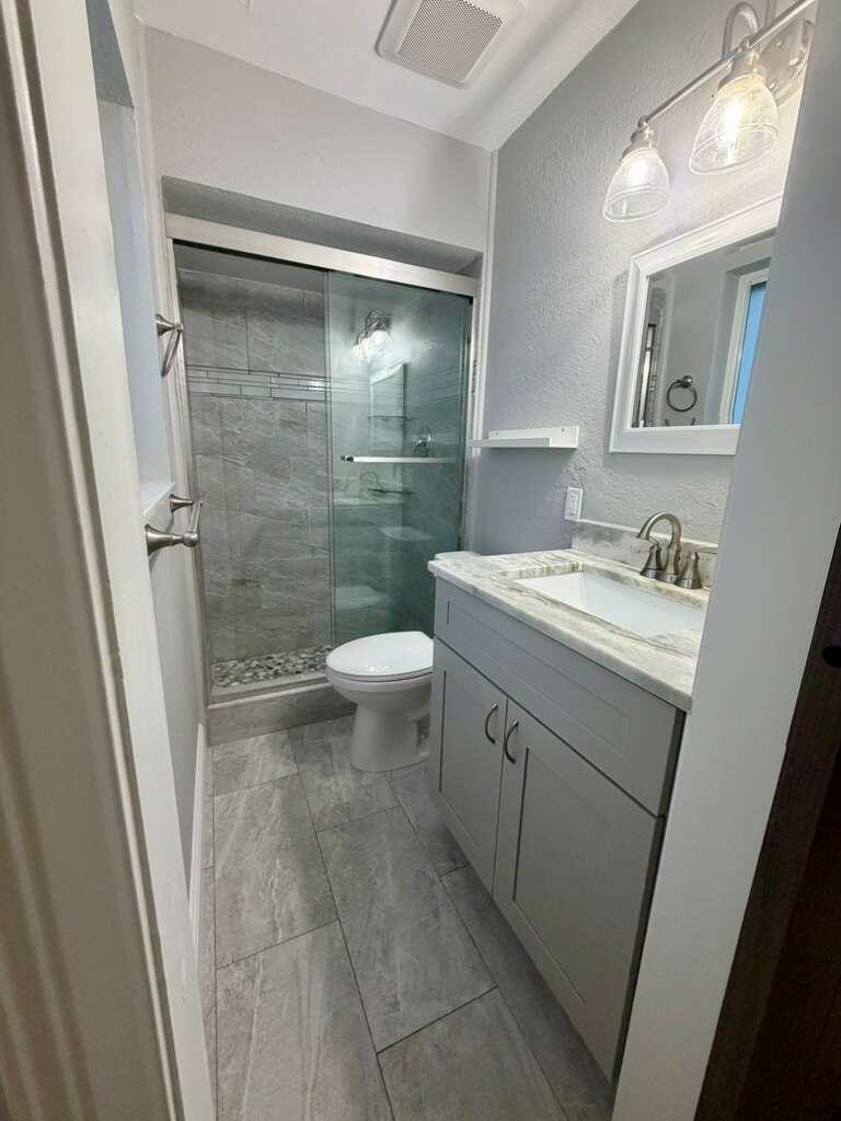 4433 Foss Road Lake Worth Beach, FL 33461 - Photo 21 of 29 PHOTO-2026-01-18-09-48-42 16