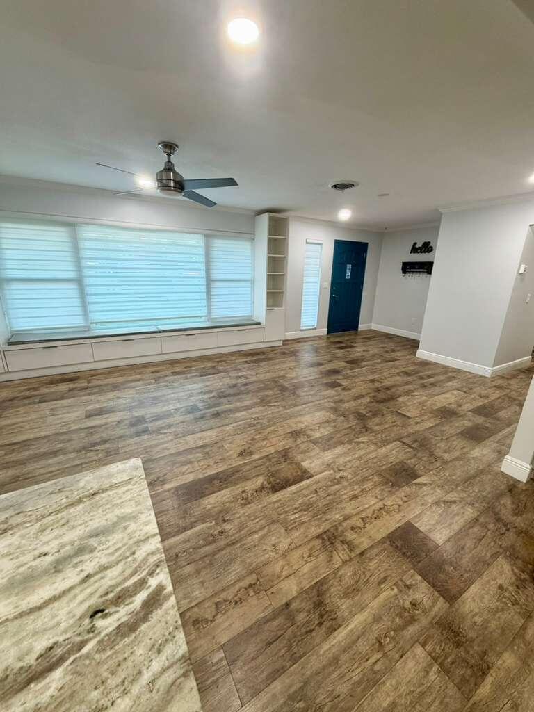 4433 Foss Road Lake Worth Beach, FL 33461 - Photo 4 of 29 PHOTO-2026-01-18-09-48-42 9