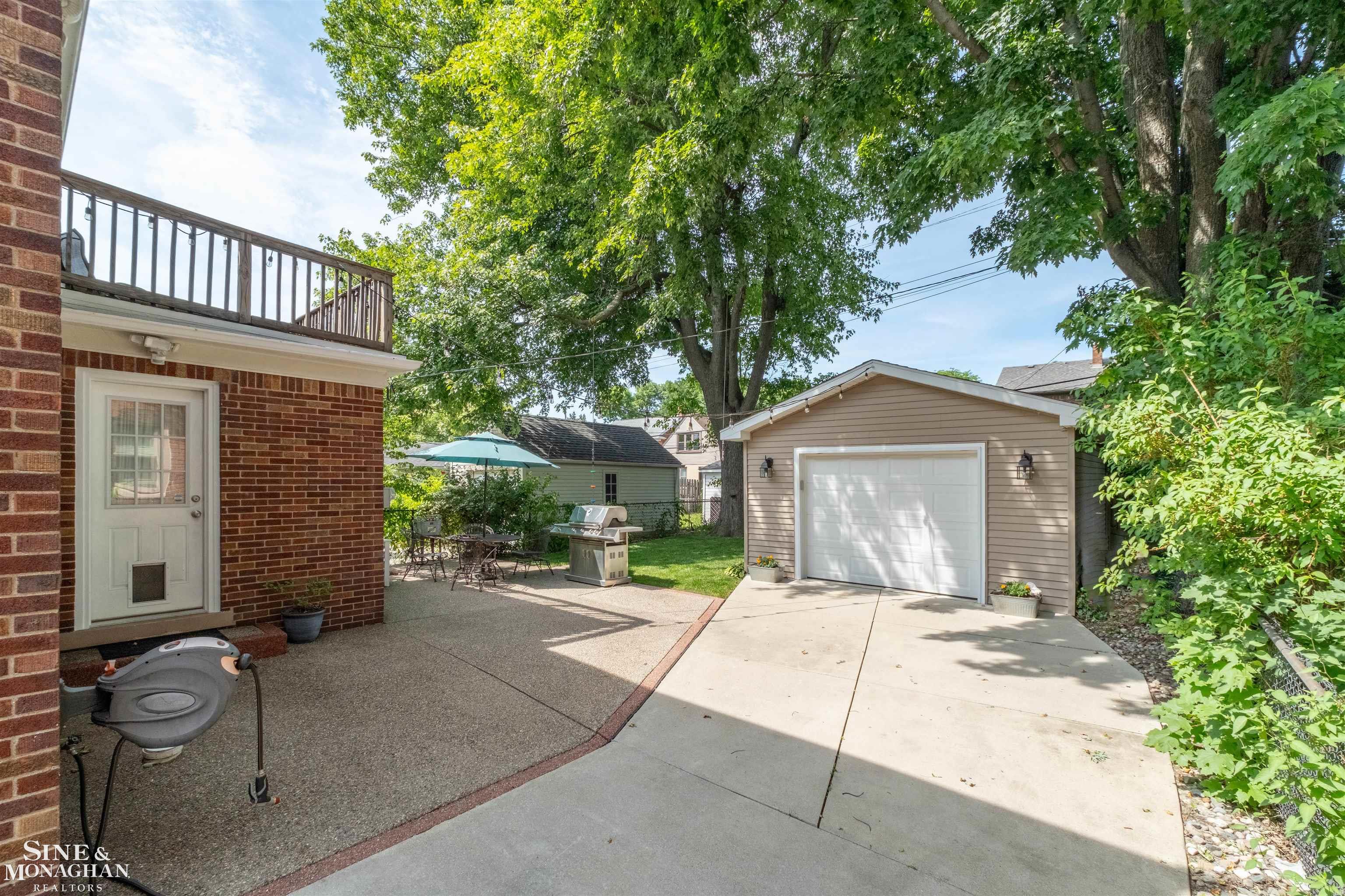474 Touraine Road Grosse Pointe Farms, MI 48236 - Photo 43 of 49