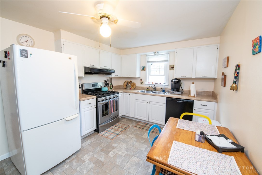 285 Ashbrook Road Clayton, OH 45415 - Photo 15 of 45 Gallery Image 15