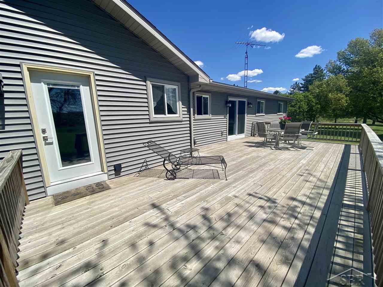 3601 Millington Road Millington, MI 48746 - Photo 29 of 35 New Deck - 2018