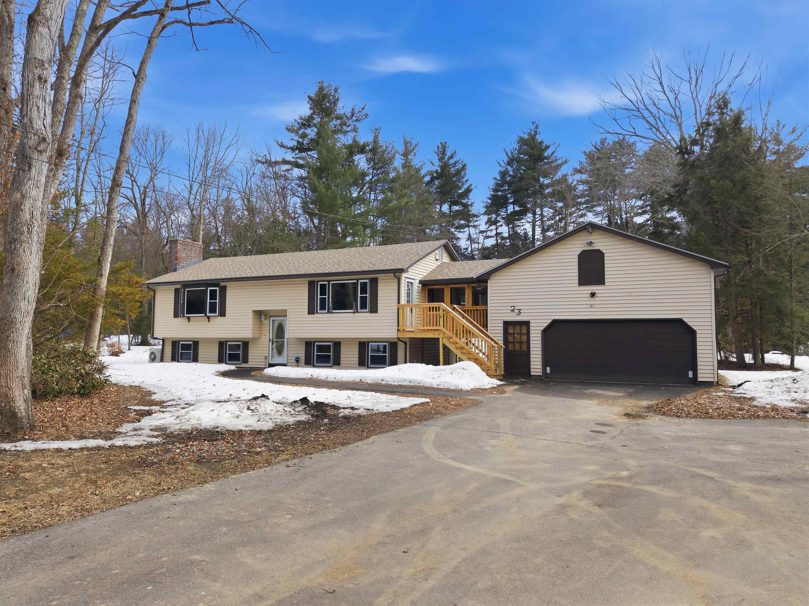 23 Brook Road Litchfield, NH 03052 - Photo 1 of 44 Gallery Image 1