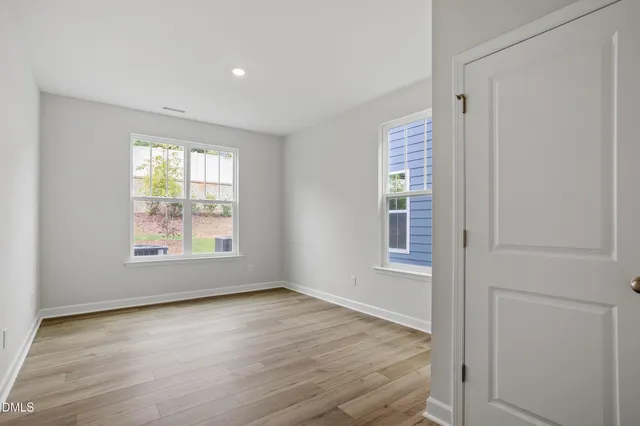 $679,000 | 307 Augusta Pond Way, Unit 167, Raleigh, NC 27603