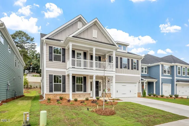 $679,000 | 307 Augusta Pond Way, Unit 167, Raleigh, NC 27603