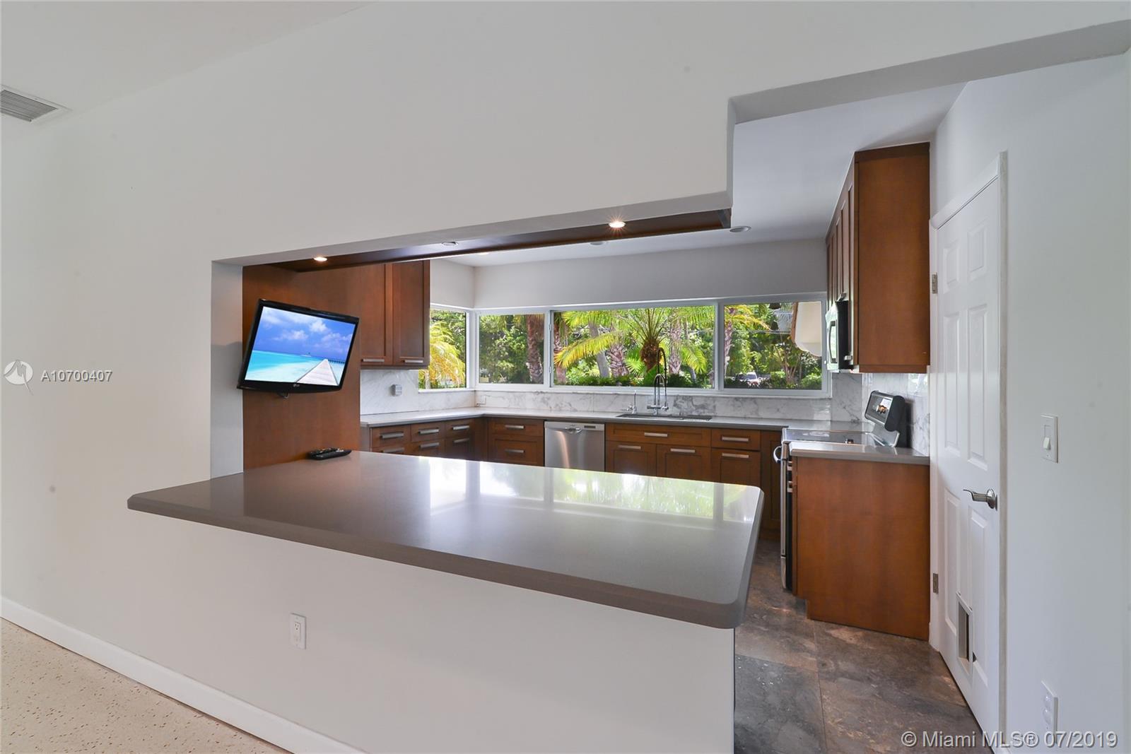 9217 Bay Drive Surfside, FL 33154 - Photo 9 of 20