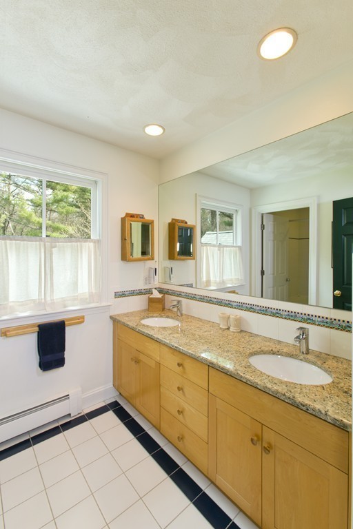 321 Rutland Street Carlisle, MA 01741 - Photo 19 of 24