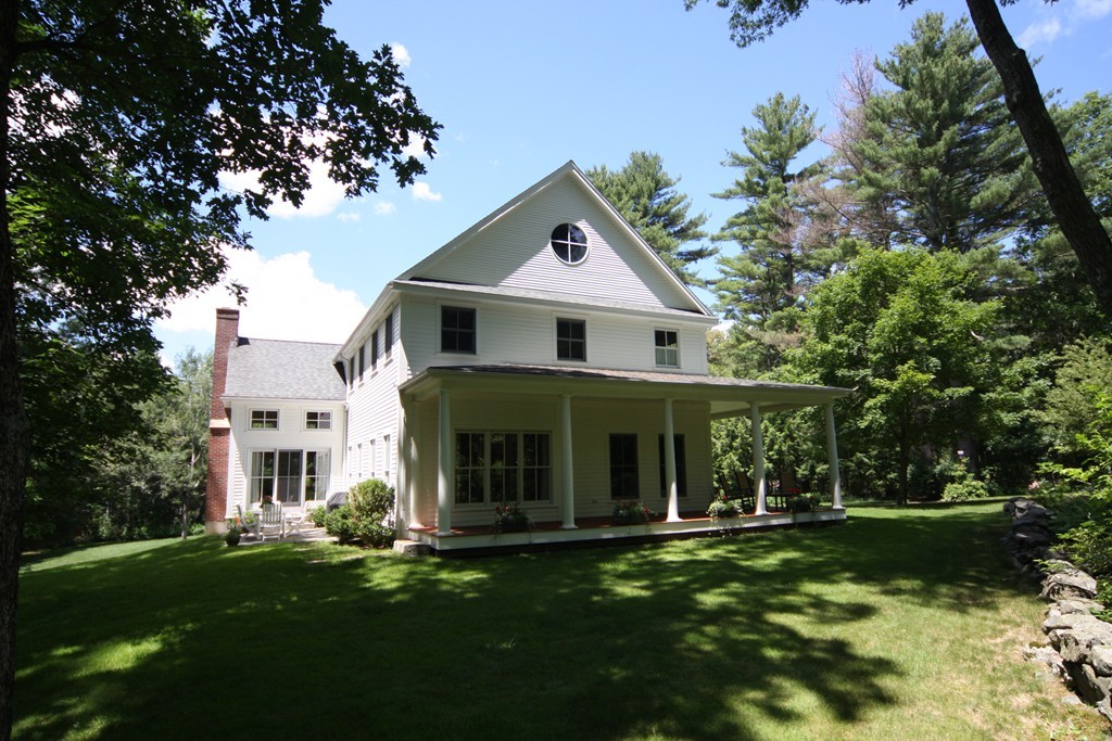321 Rutland Street Carlisle, MA 01741 - Photo 2 of 24