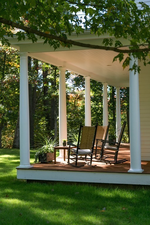 321 Rutland Street Carlisle, MA 01741 - Photo 4 of 24