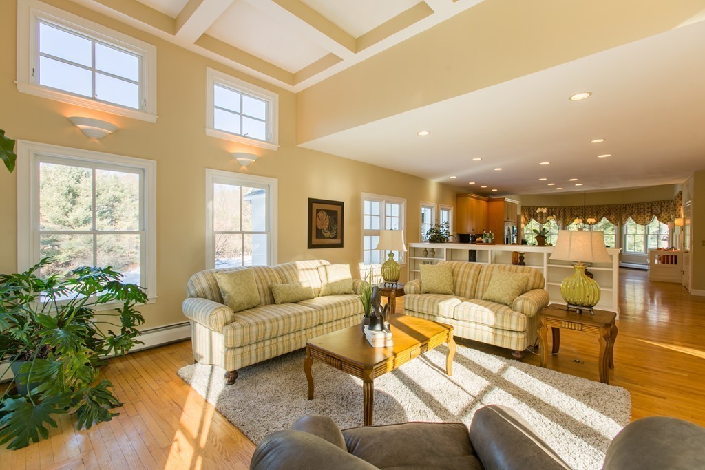 321 Rutland Street Carlisle, MA 01741 - Photo 6 of 24