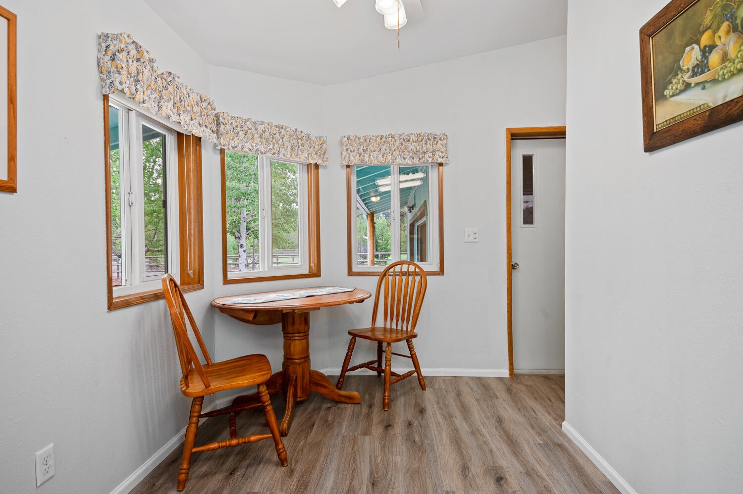 16213 Hawks Lair Road La Pine, OR 97739 - Photo 19 of 39 16213HawksLairRd-12