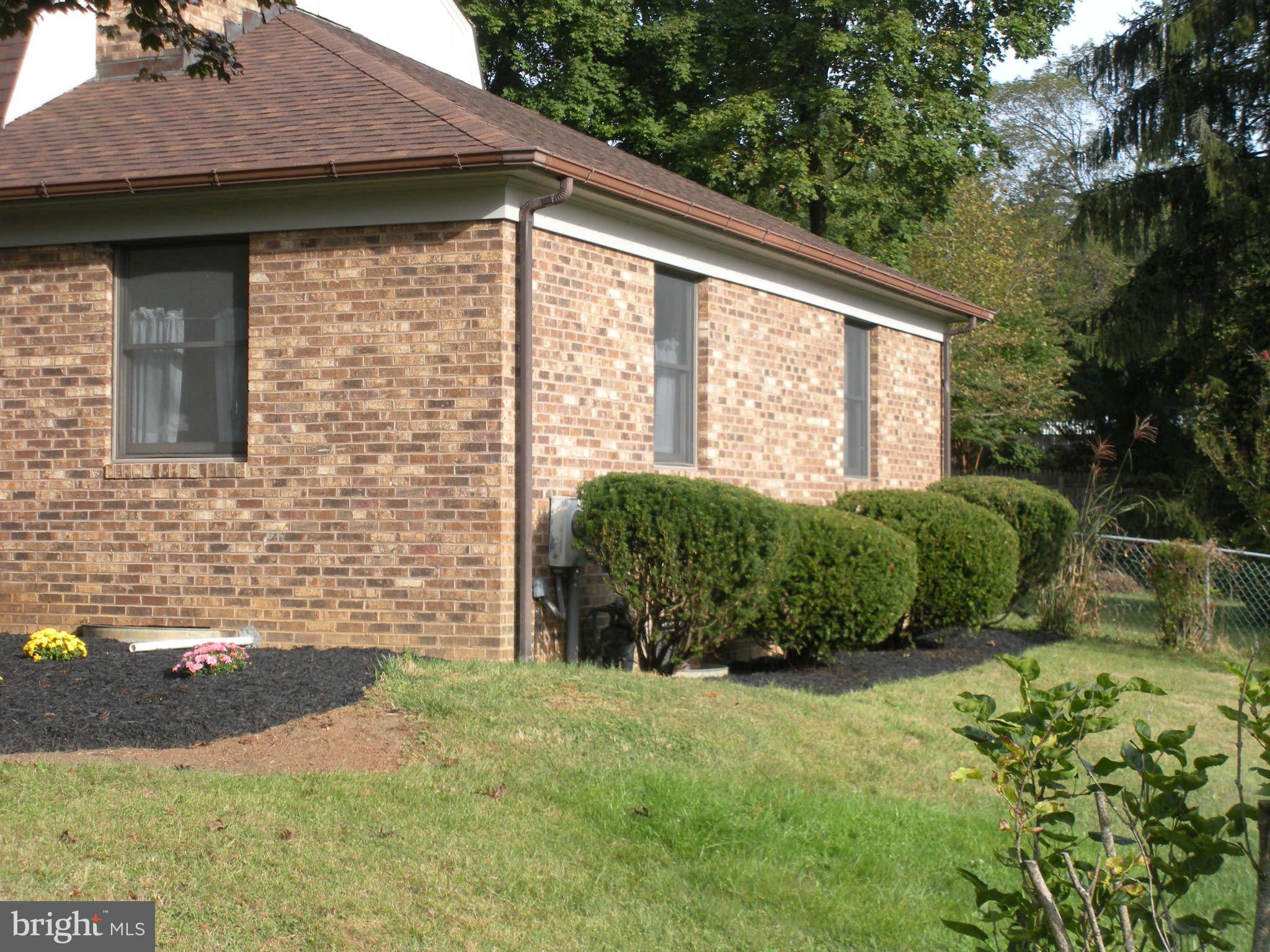 1812 Roland Avenue Ruxton, MD 21204 - Photo 5 of 29 Exterior (General)