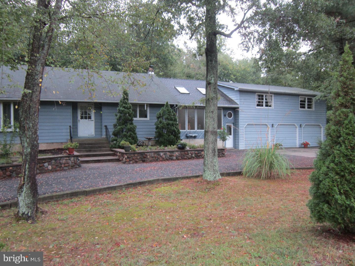 122 Chairville Road Medford, NJ 08055 - Photo 2 of 25 Exterior Front