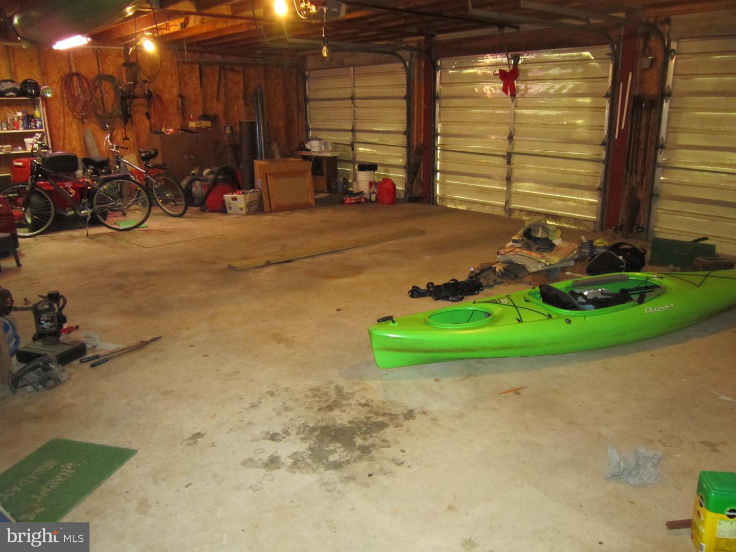 122 Chairville Road Medford, NJ 08055 - Photo 19 of 25 Garage