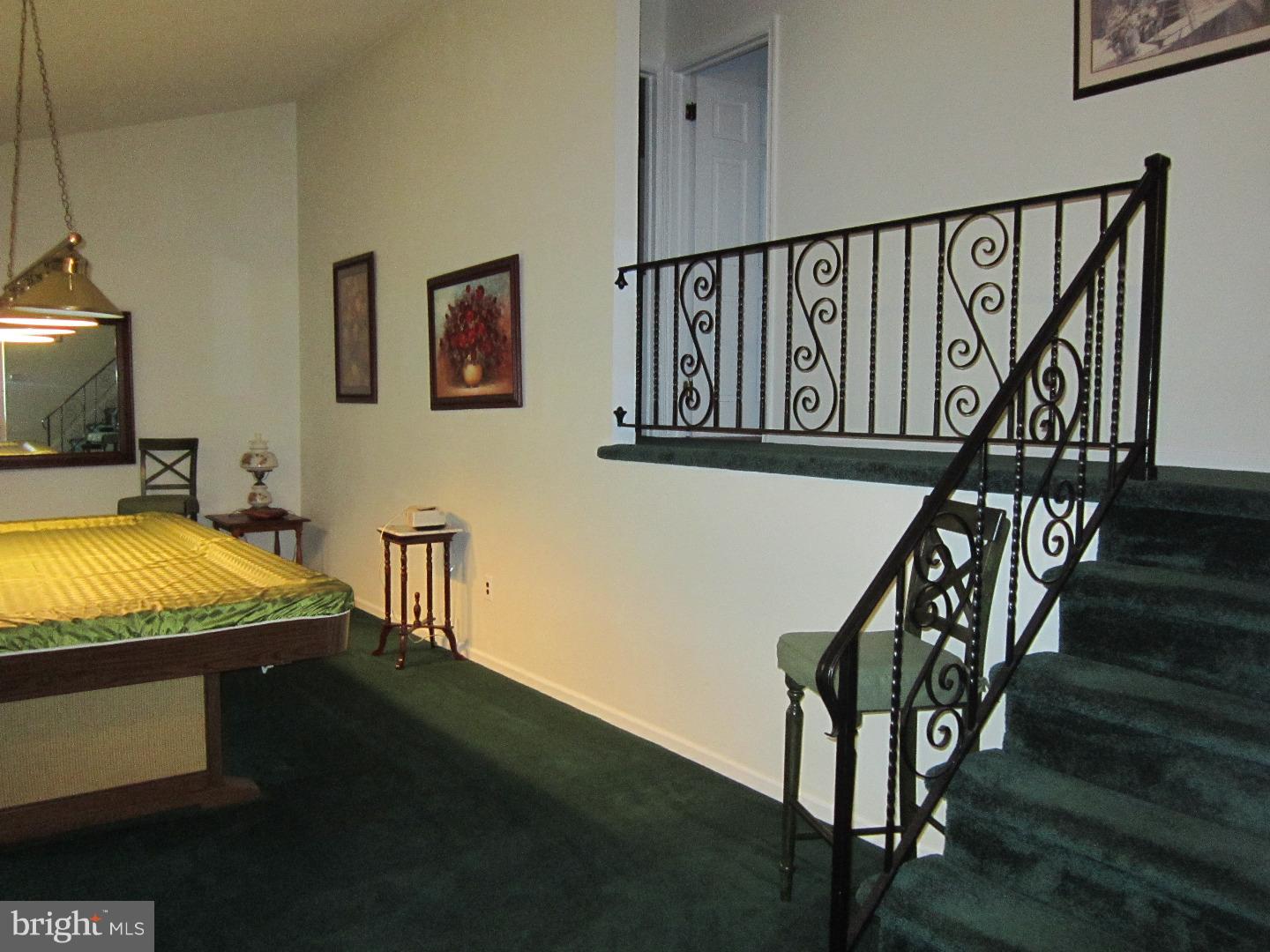 122 Chairville Road Medford, NJ 08055 - Photo 9 of 25 Living Room
