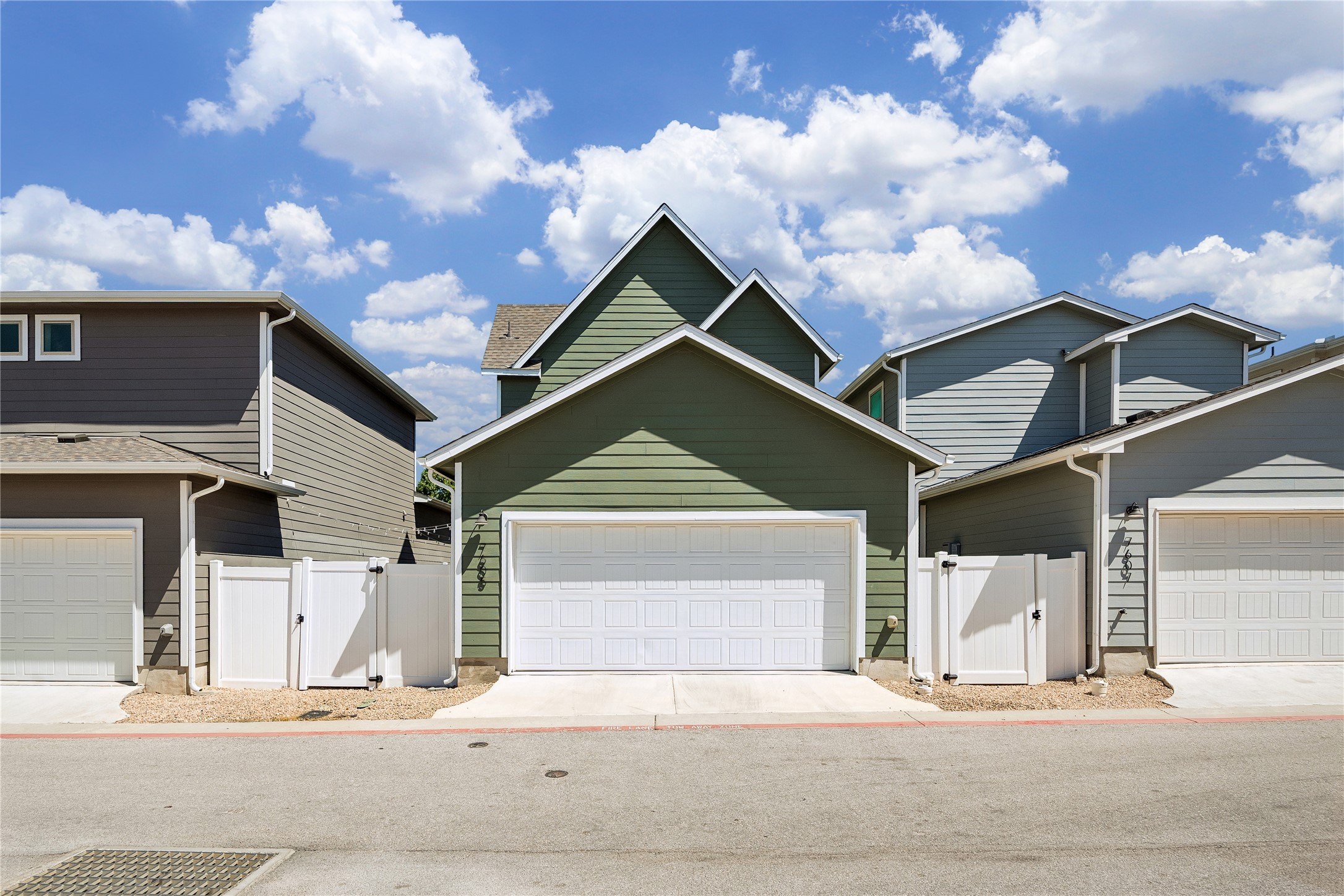 7605 Frida Bend Austin, TX 78744 - Photo 20 of 25