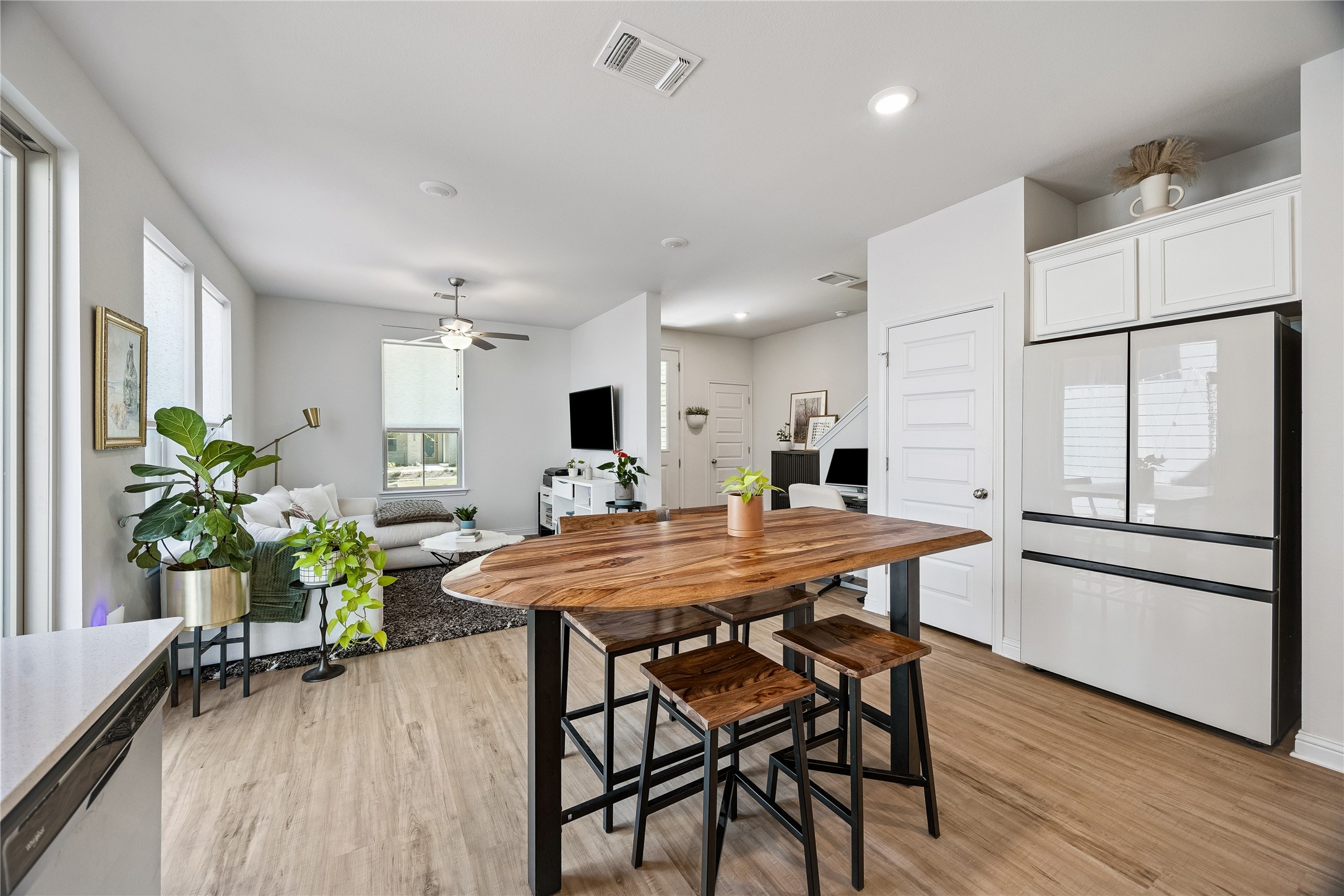 7605 Frida Bend Austin, TX 78744 - Photo 7 of 25