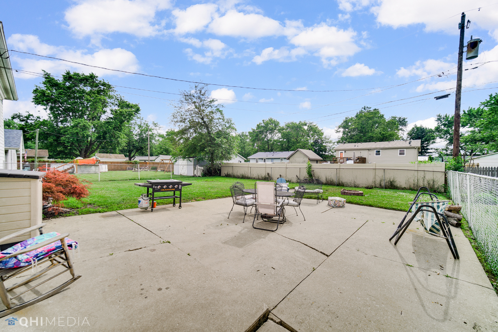 344 South 4000W Road Kankakee, IL 60901 - Photo 22 of 33 a view of a backyard with sitting area