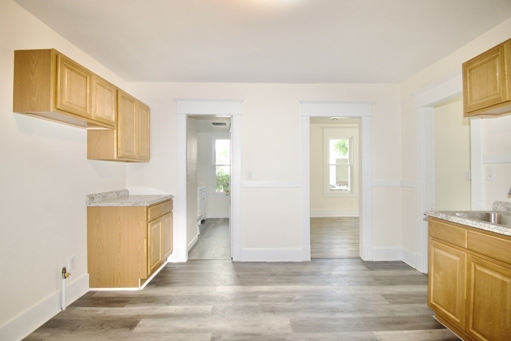 23 Vinton Street Springfield, MA 01104 - Photo 14 of 19