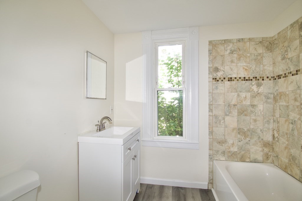 23 Vinton Street Springfield, MA 01104 - Photo 17 of 19