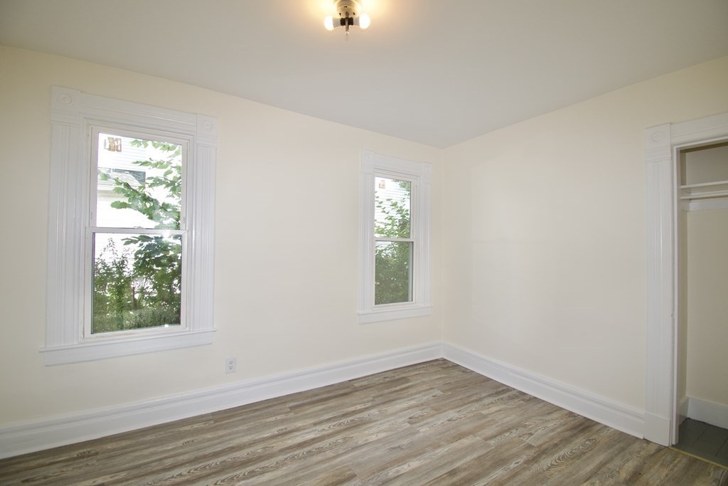 23 Vinton Street Springfield, MA 01104 - Photo 10 of 19