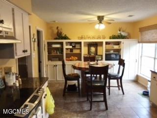 17225 Carnley Road Vancleave, MS 39565 - Photo 6 of 37 Eat-In Kitchen