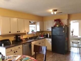 17225 Carnley Road Vancleave, MS 39565 - Photo 7 of 37 Kitchen