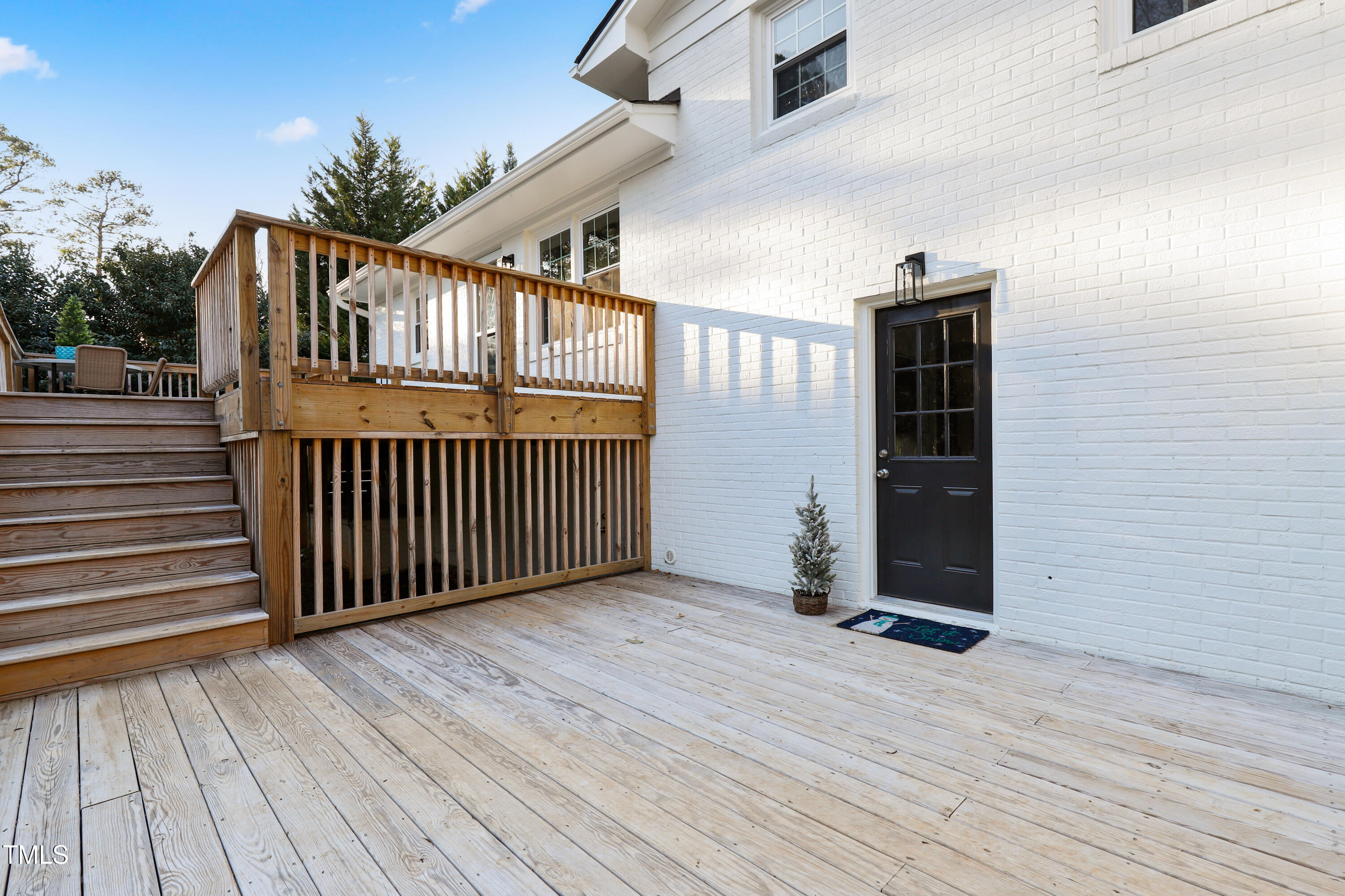 217 Northfield Drive Raleigh, NC 27609 - Photo 31 of 40 32